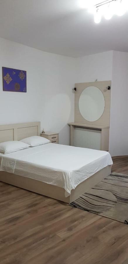 Lorena Old Town * Bucureşti