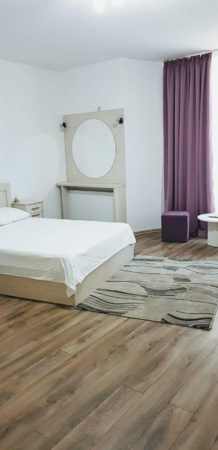 Lorena Old Town Bucureşti